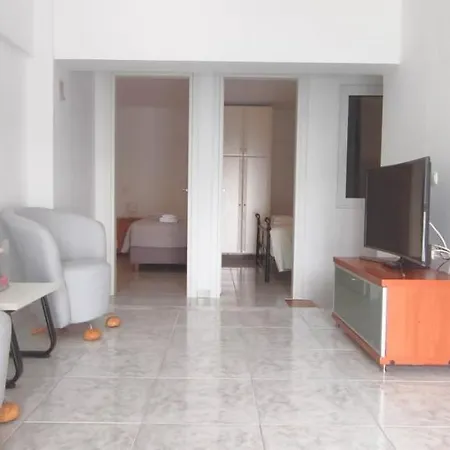 John's House 펜션 Rhodes City