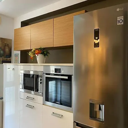 בית נופש John's House עיר רודוס